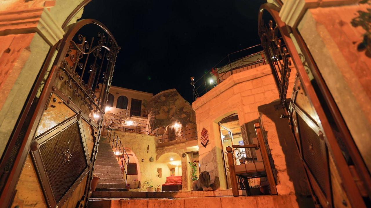 Turquaz Cave Hotel Гьореме Екстериор снимка